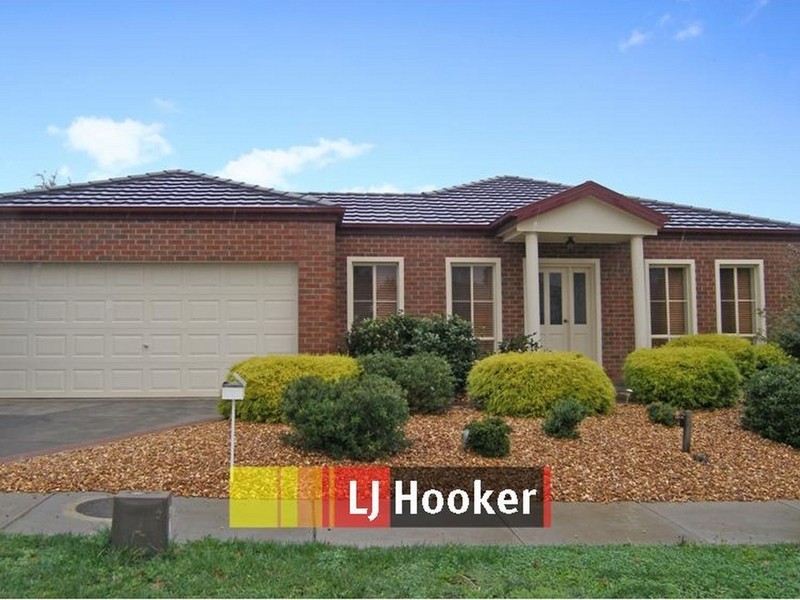 22 Ellesse Way, Berwick VIC 3806