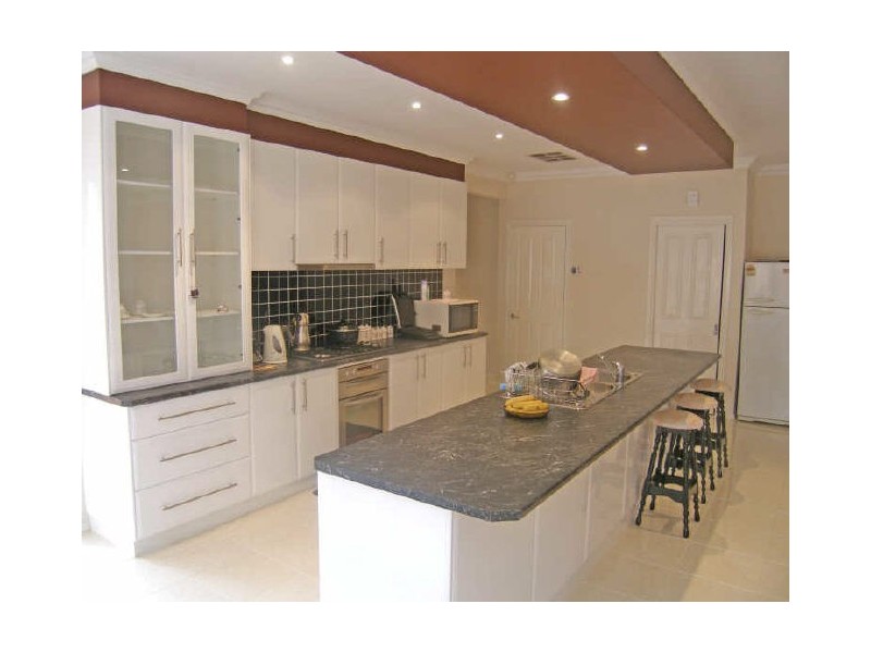 6 Papillion Way, Narre Warren South VIC 3805