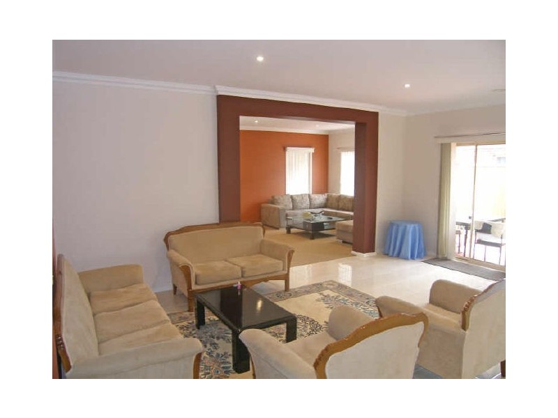 6 Papillion Way, Narre Warren South VIC 3805