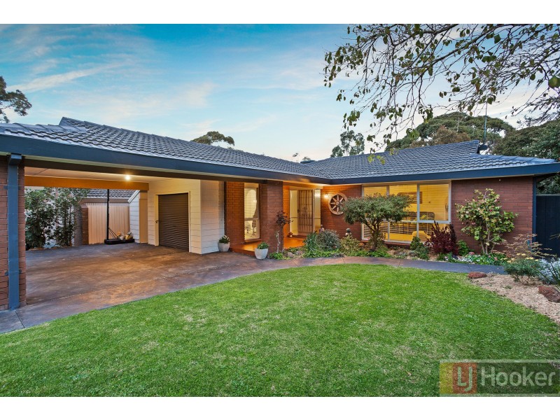 12 Raheen Avenue, Wantirna VIC 3152