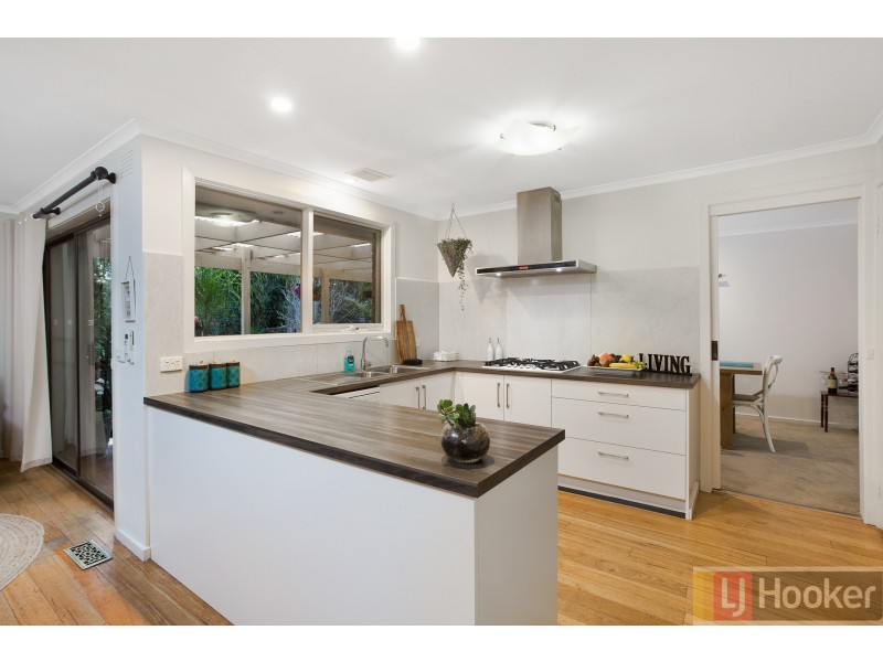 12 Raheen Avenue, Wantirna VIC 3152