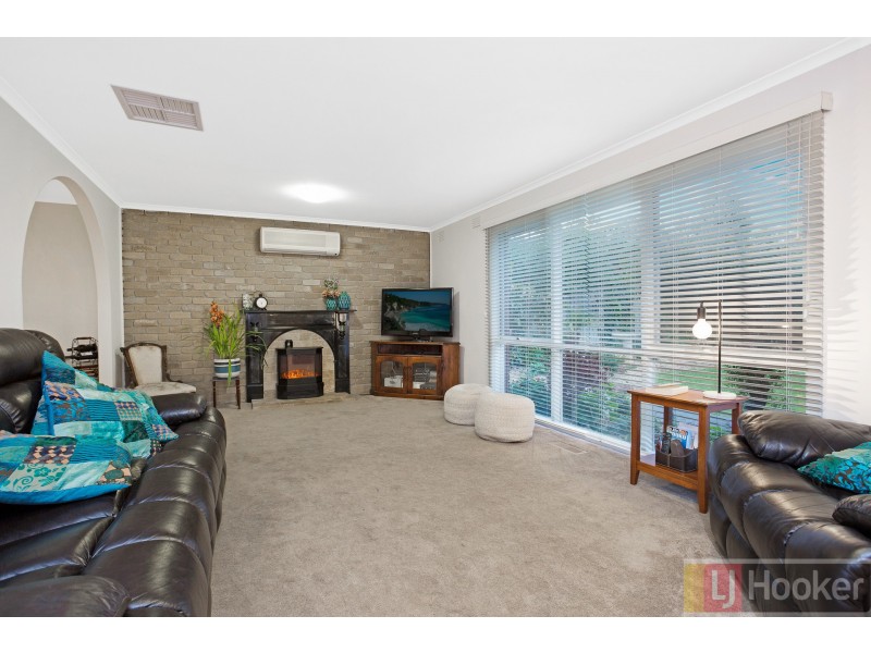 12 Raheen Avenue, Wantirna VIC 3152