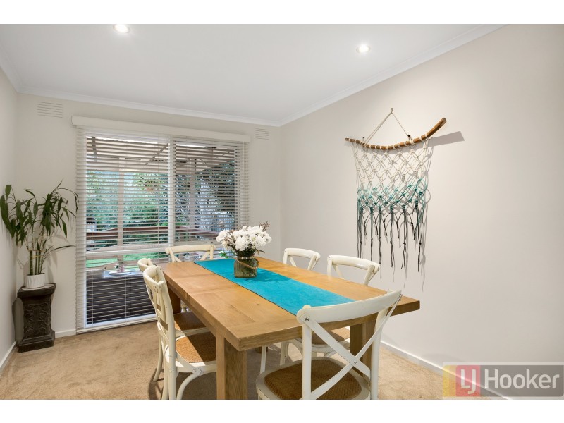 12 Raheen Avenue, Wantirna VIC 3152