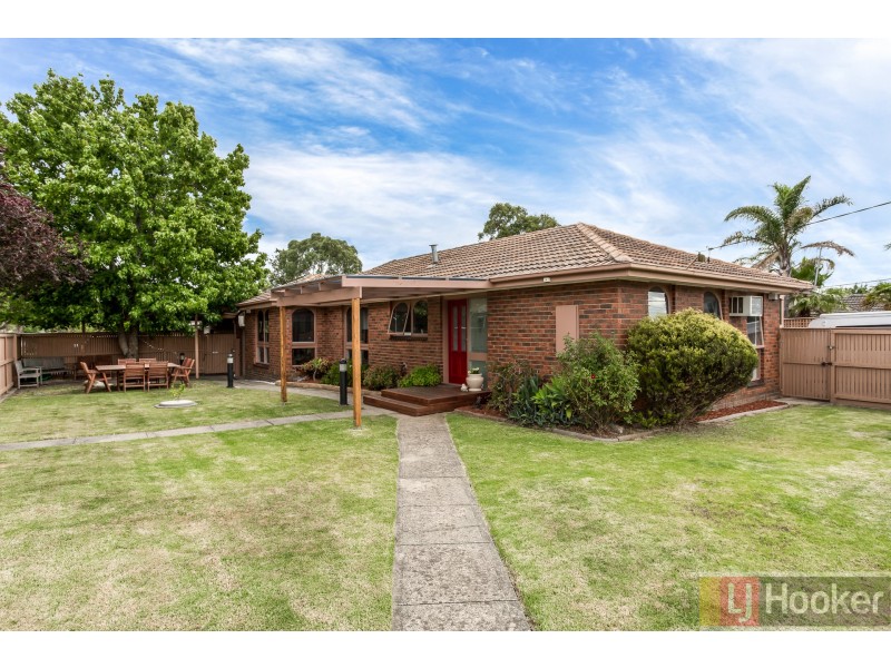 6 Bursaria Avenue, Ferntree Gully VIC 3156