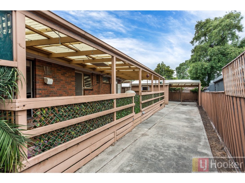 6 Bursaria Avenue, Ferntree Gully VIC 3156