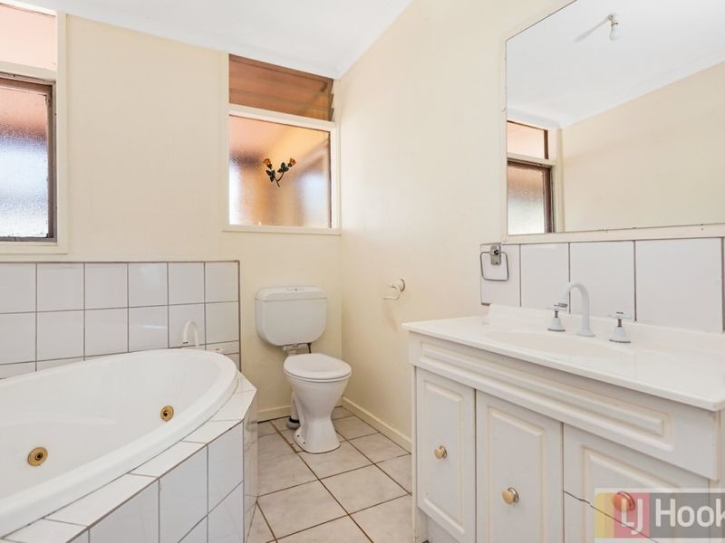 20 Park Boulevard, Ferntree Gully VIC 3156