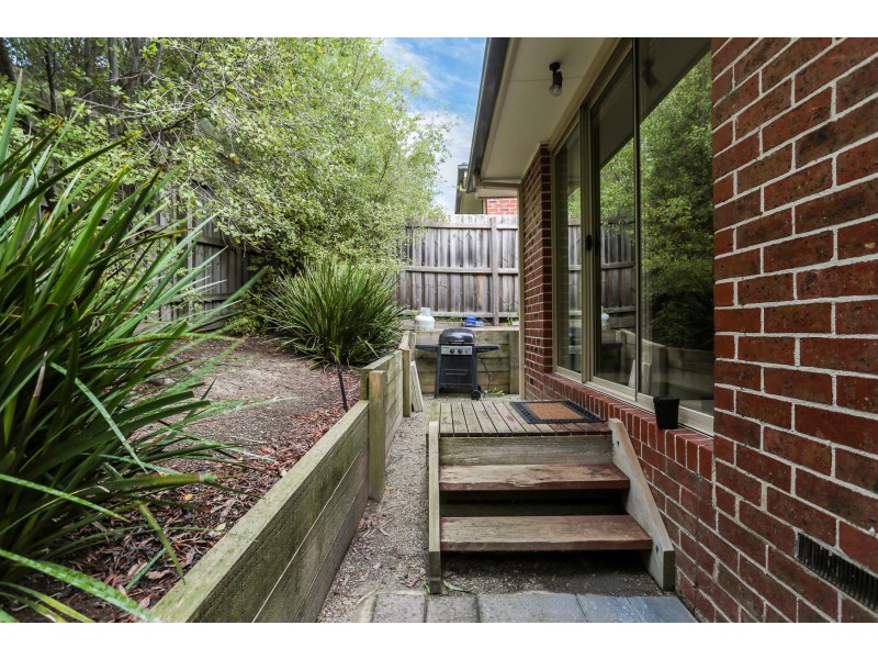 5/25-27 Canterbury Road, Montrose VIC 3765