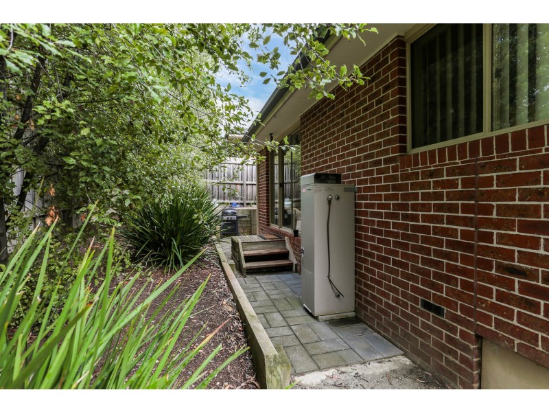 5/25-27 Canterbury Road, Montrose VIC 3765