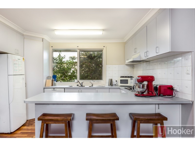 8 Anne Road, Knoxfield VIC 3180