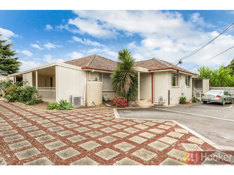 8 Anne Road, Knoxfield VIC 3180