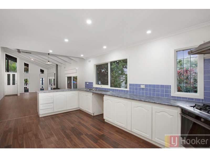 21 Rona Street, Ferntree Gully VIC 3156