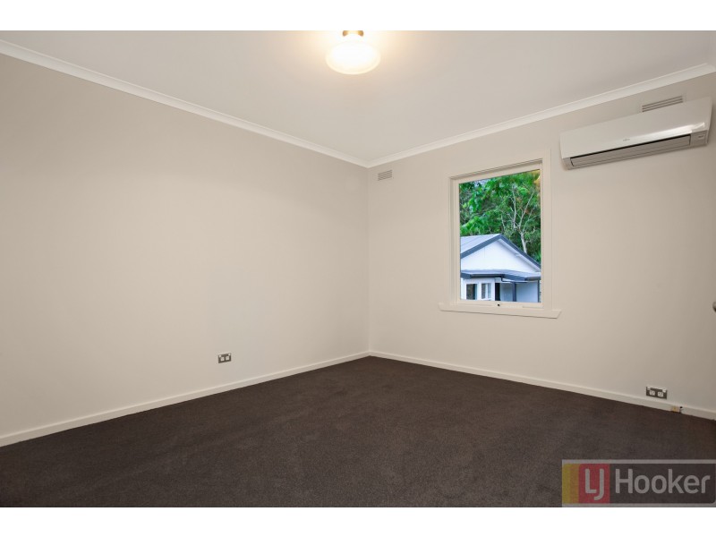 21 Rona Street, Ferntree Gully VIC 3156