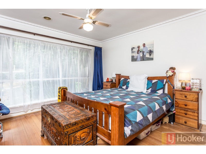 13 Elder Grove, Boronia VIC 3155
