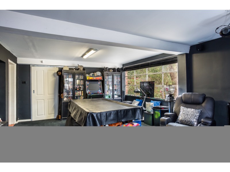 13 Elder Grove, Boronia VIC 3155