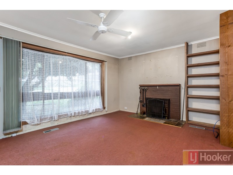 8 Shelly Avenue, Boronia VIC 3155