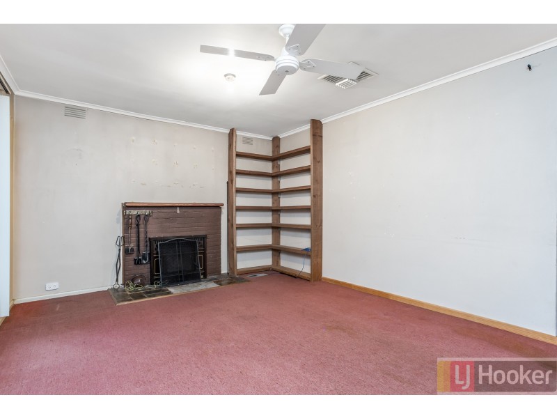 8 Shelly Avenue, Boronia VIC 3155