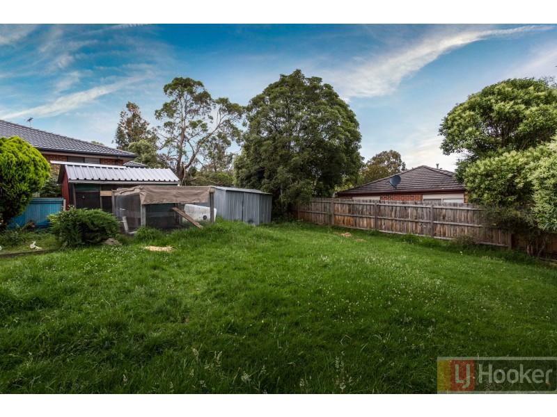 8 Shelly Avenue, Boronia VIC 3155