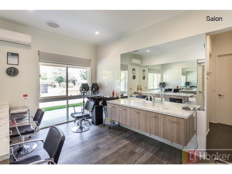 33/110 King Street, Doncaster East VIC 3109