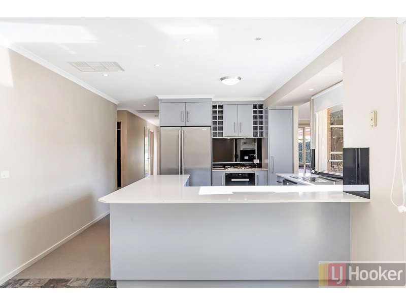 2 Watkins Court, Ferntree Gully VIC 3156