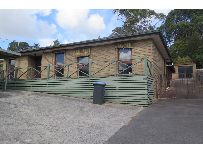 38 Glenfern Road, Ferntree Gully VIC 3156
