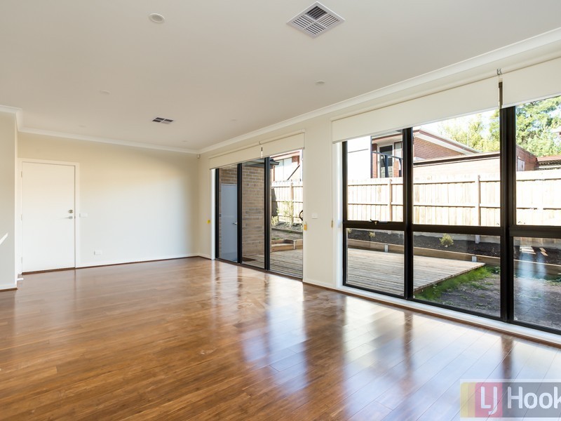 2/14 Zeising Court, Boronia VIC 3155