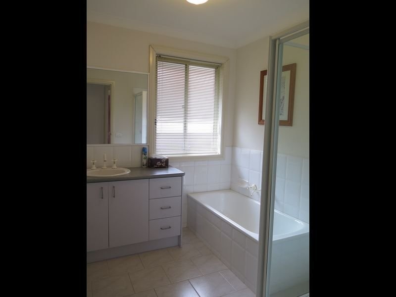 20 Rosella Avenue, Boronia VIC 3155