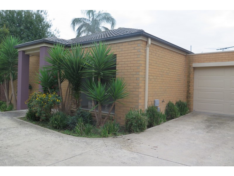 2/3 White Avenue, Bayswater North VIC 3153