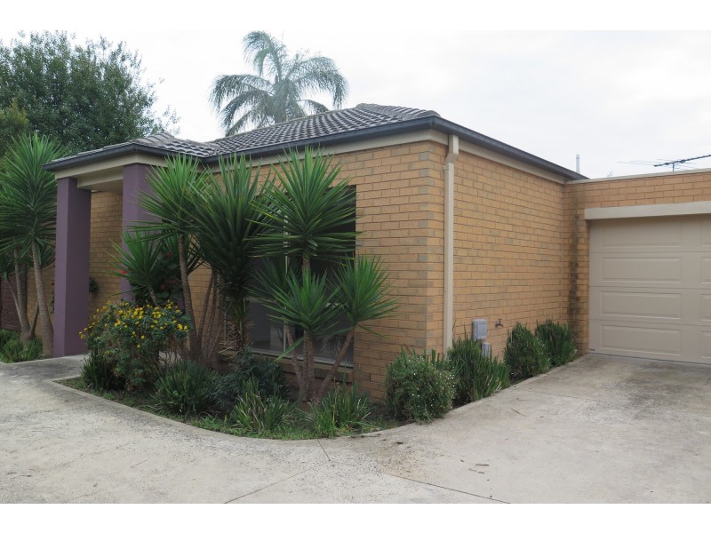 2/3 White Avenue, Bayswater North VIC 3153