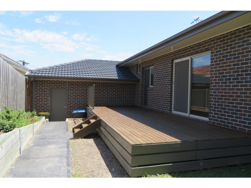 1A Barton Avenue, Ferntree Gully VIC 3156