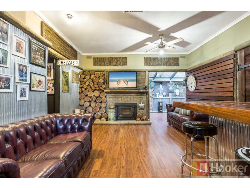 6 Glass Road, Upper Ferntree Gully VIC 3156