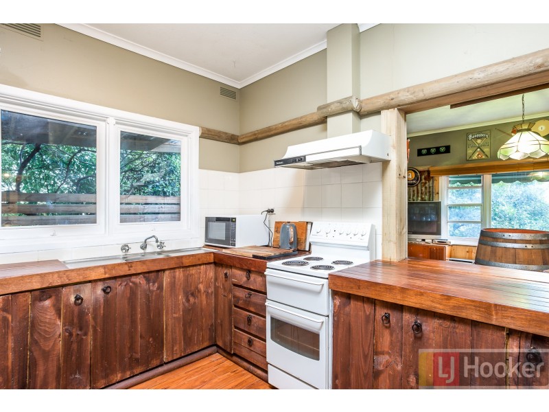 6 Glass Road, Upper Ferntree Gully VIC 3156