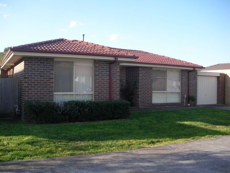 14 Grierson Drive, Kilsyth VIC 3137