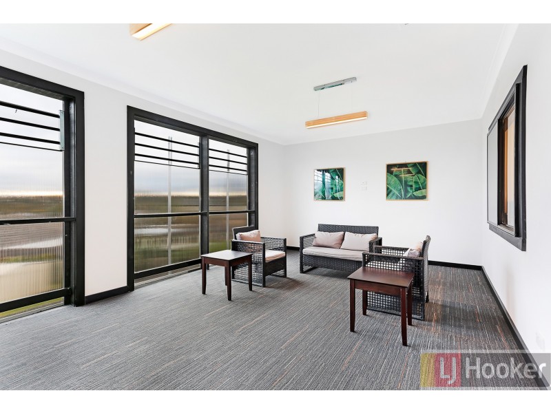 13 Tiverton Circuit, Mooroolbark VIC 3138