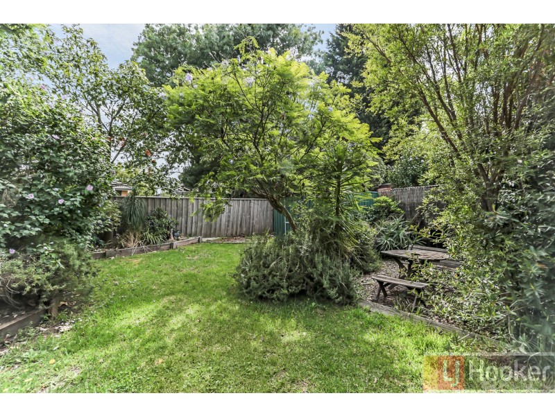 2/39 Cinerea Avenue, Ferntree Gully VIC 3156