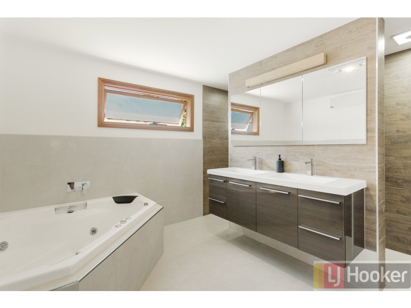 16 Pascoe Road, Boronia VIC 3155