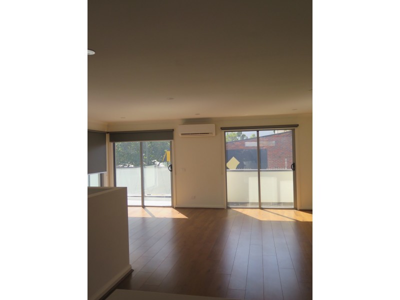 13/10 Adele Avenue, Ferntree Gully VIC 3156