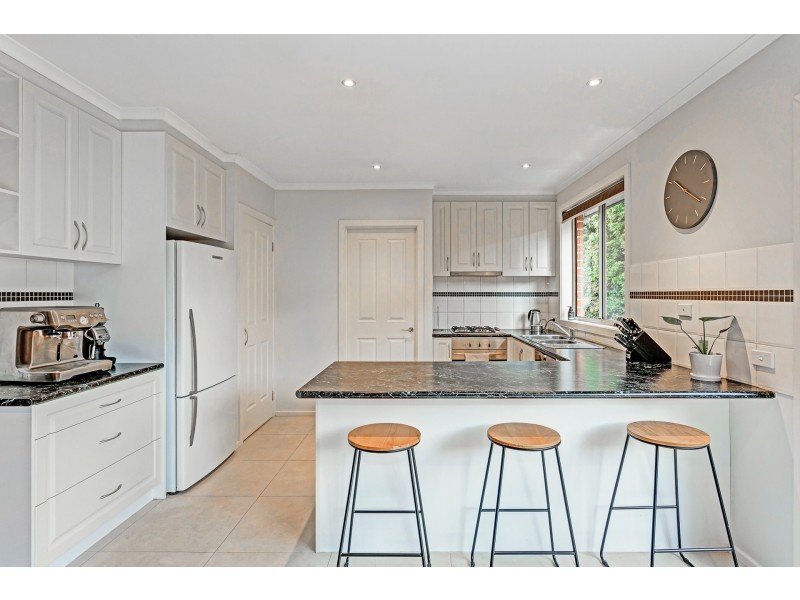 2/40 Mcmahons Road, Ferntree Gully VIC 3156