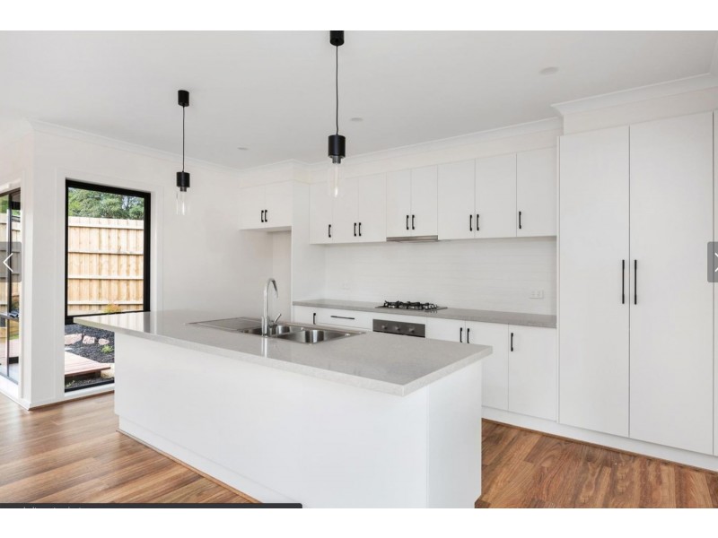 1-4/5 Victory Street, Croydon VIC 3136