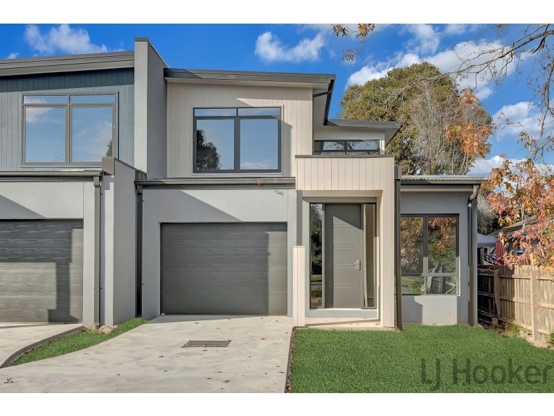 16a Frudal Crescent, Knoxfield VIC 3180