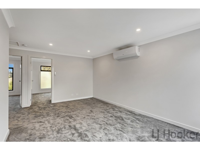 16a Frudal Crescent, Knoxfield VIC 3180