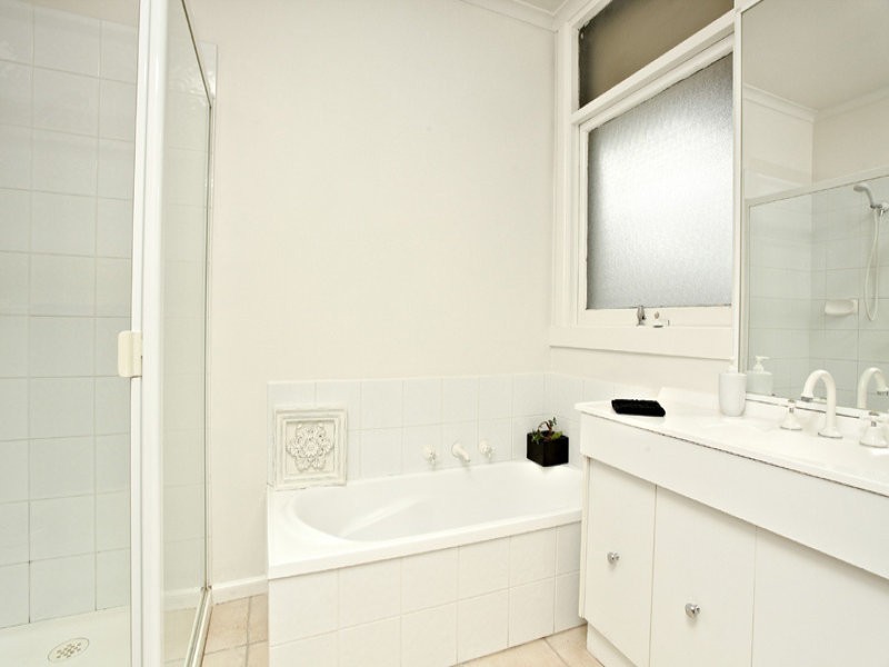 70 Scoresby Road, Bayswater VIC 3153