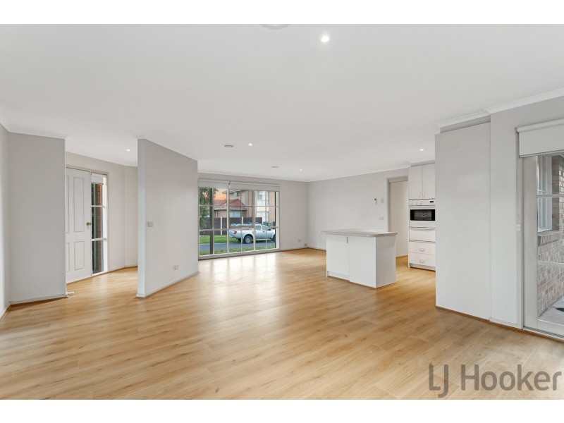 23 Blossom Grove, Knoxfield VIC 3180