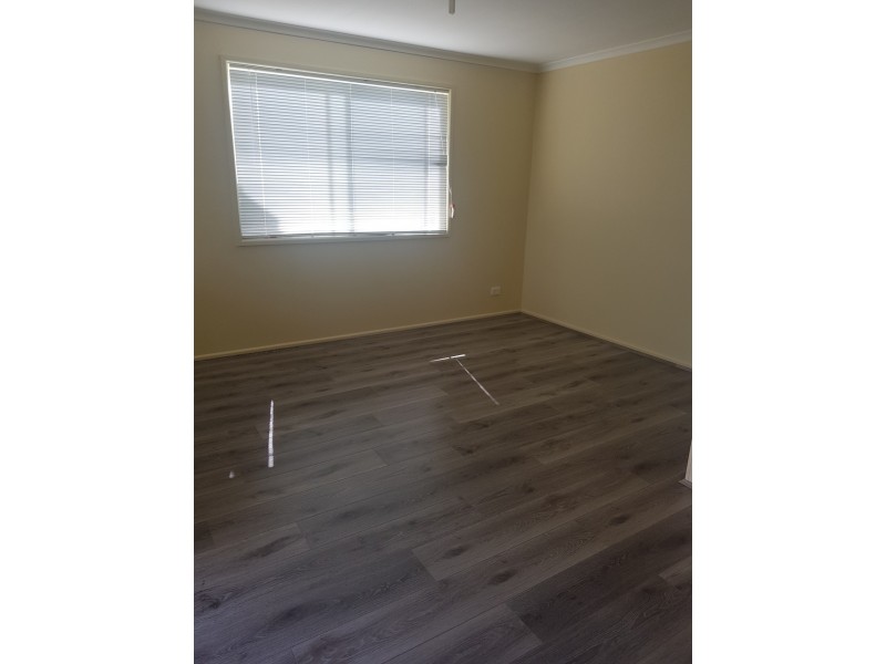 8C Anne Road, Knoxfield VIC 3180