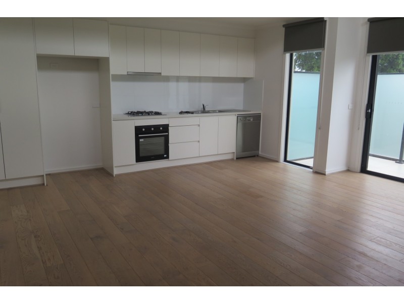 2/8 Elm Street, Bayswater VIC 3153