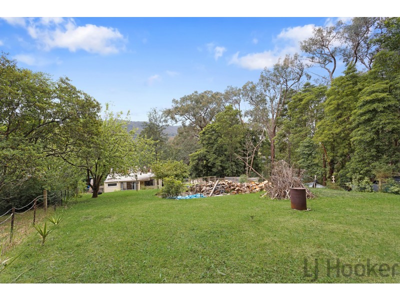 13 North Avenue, Mount Evelyn VIC 3796