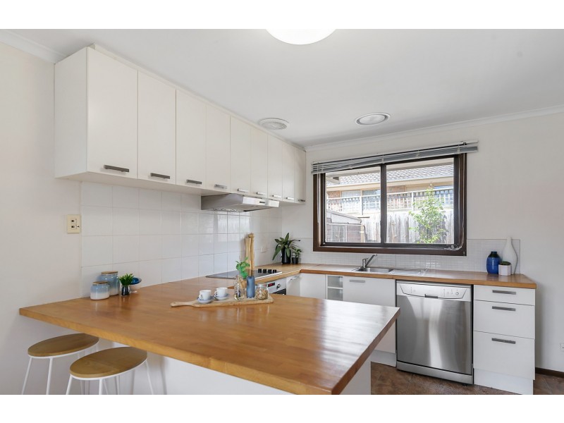 5/4 Starcross Avenue, Croydon VIC 3136