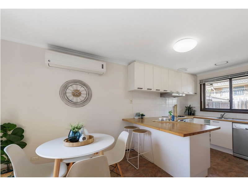 5/4 Starcross Avenue, Croydon VIC 3136