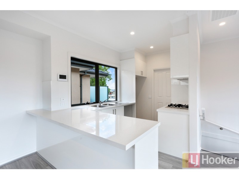 1/51 Conn Street, Ferntree Gully VIC 3156