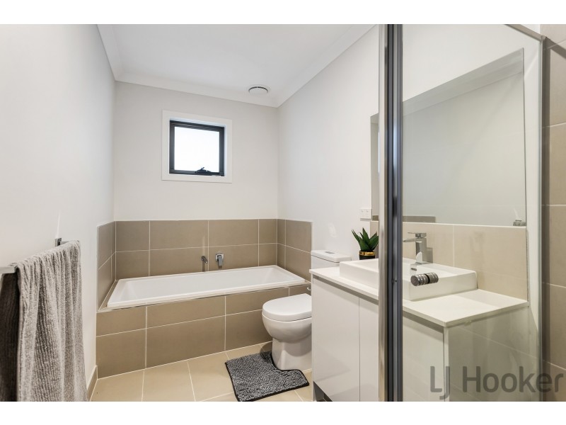 1 and 7/106 Wantirna Road, Ringwood VIC 3134