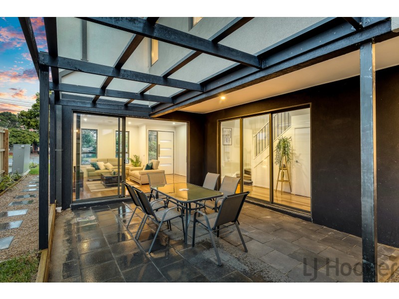 1 and 7/106 Wantirna Road, Ringwood VIC 3134